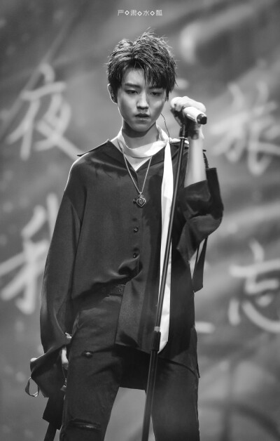 #王俊凯# #TFBOYS王俊凯# #TFBOYS# cr：严肃水瓢