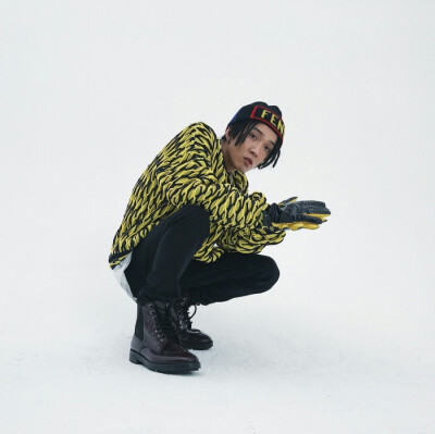 有一点点脸红,你在偷看我