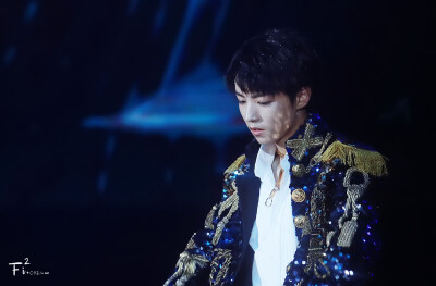 王俊凯 摄影 艺术 TFBOYS 