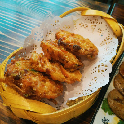 黑白电视——香酥虾饼