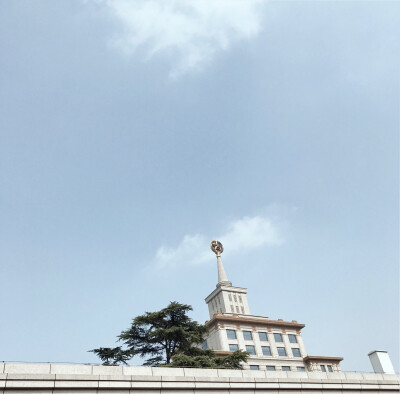 一抹建筑清秋色