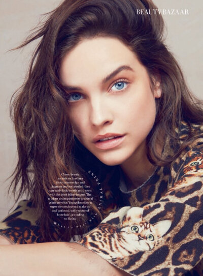 超模 Barbara Palvin（芭芭拉·帕尔文）为《Harper's Bazaar》杂志英国版2016年9月号拍摄一组秋季妆发趋势大片
编辑标签