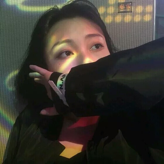 超酷女头
落星姐姐