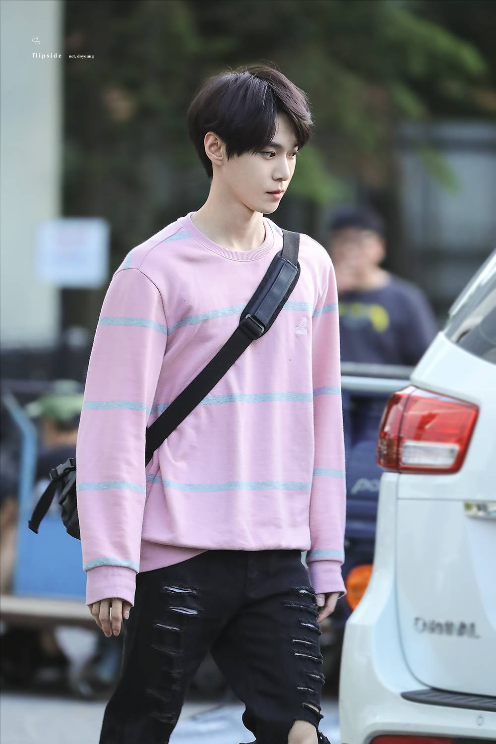 金道英,1996年2月1日出生于韩国首尔,韩国男歌手,男子演唱组合nct 127