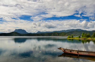 泸沽湖