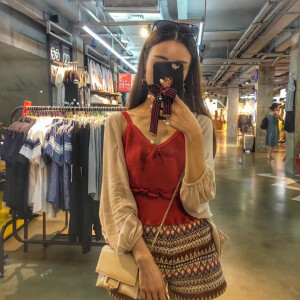 元气美少女 颜晗
本人照片  禁拿图