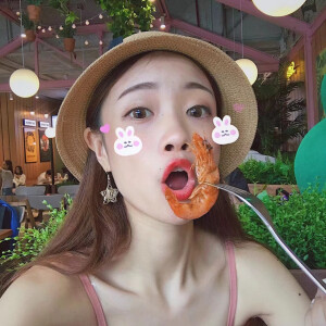 元气美少女 颜晗
本人照片  禁拿图