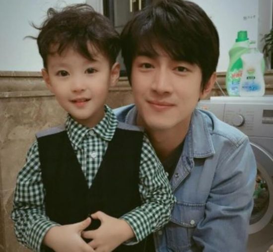 放开我北鼻2  apple 林更新