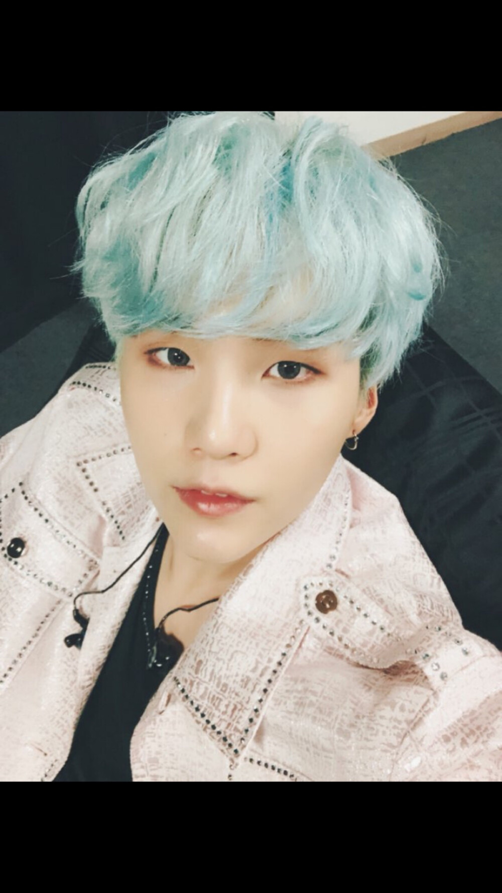 #防彈少年團(tuán)
#閔玧其
Min yoongi~~ 超可愛(ài)～～(′▽?zhuān)?