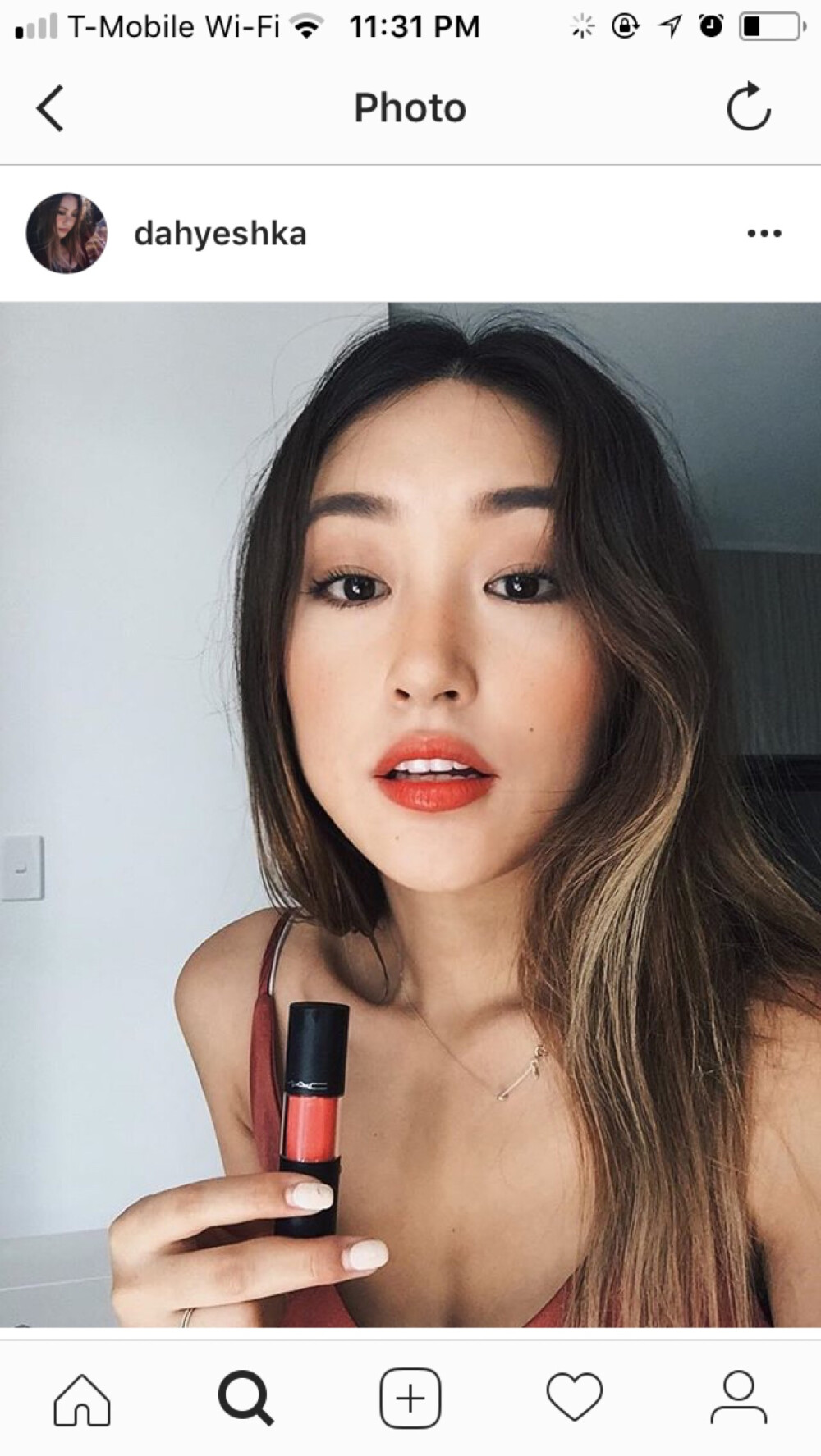 随便逛ins看见的韩国美妆博主名字见左上角