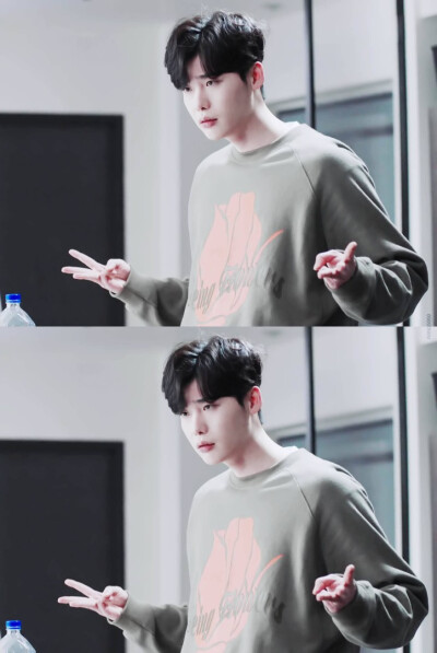 当你沉睡时 李钟硕丁宰璨高清修图 图源来自水印