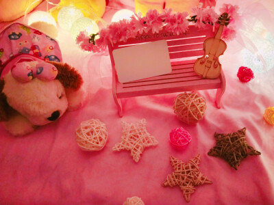 自己实拍举牌素材Q2805924091