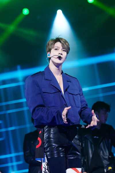 泰大爷的solo#MOVE#