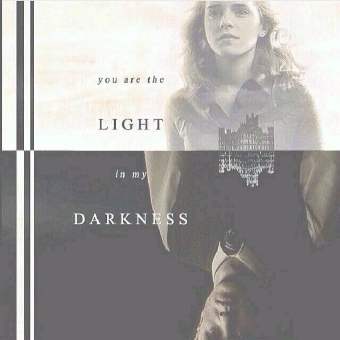 德赫甜呦(๑•ั็ω•็ั๑)
You are the light in my darkness