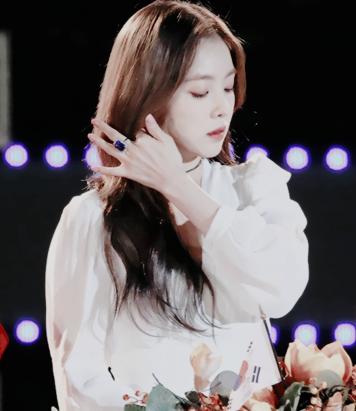 裴柱现，我说了勿抱，您就别抱了，脸您还是自己留着吧，我这儿不收二皮脸。