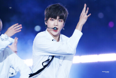 姜丹尼尔 釜山BOF 饭拍