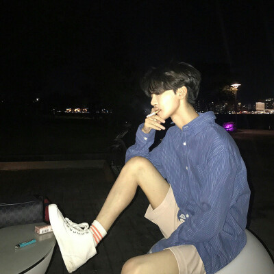  烟酒脏话 脾气也差