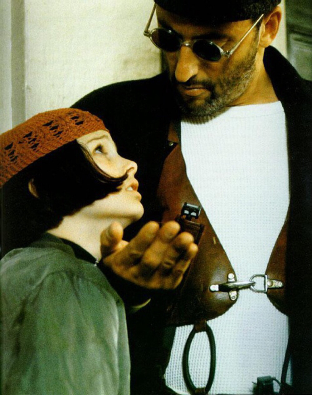 30 Natalie Portman（娜塔丽·波特曼）、Jean Reno（让·雷诺）：法国Luc Besson（吕克·贝松）《Léon（这个杀手不太冷）》女主 Mathilda（玛蒂尔达）、男主 Léon（里昂） 3