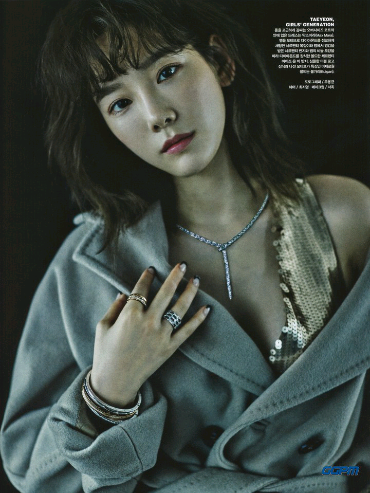 VOGUE 12月号 金泰妍 Taeyeon