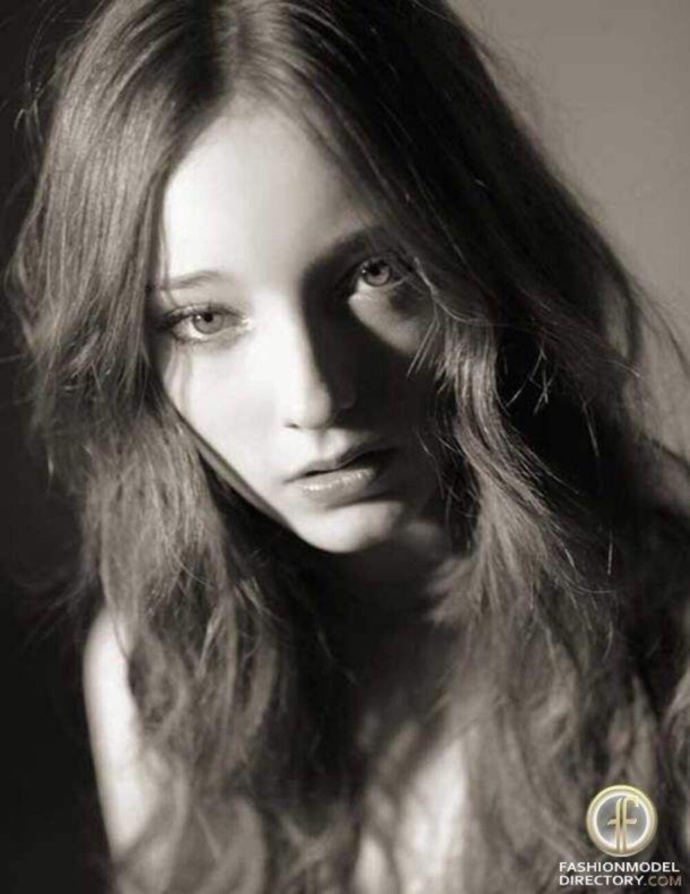 Emma Dumont