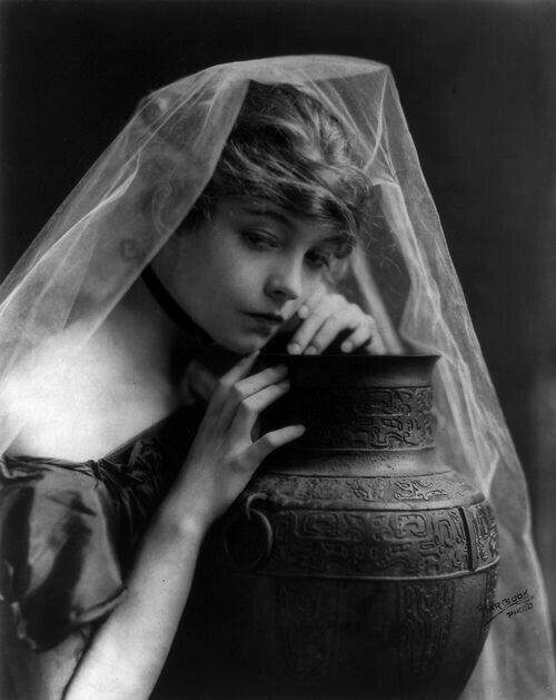 Lillian Gish by Hartsook,c.1915 ​​​