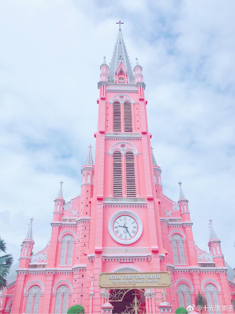 越南，胡志明，粉色教堂