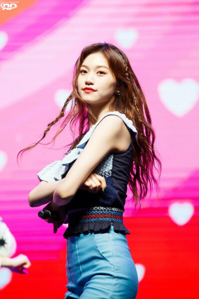 金度延 I.O.I Weki Meki