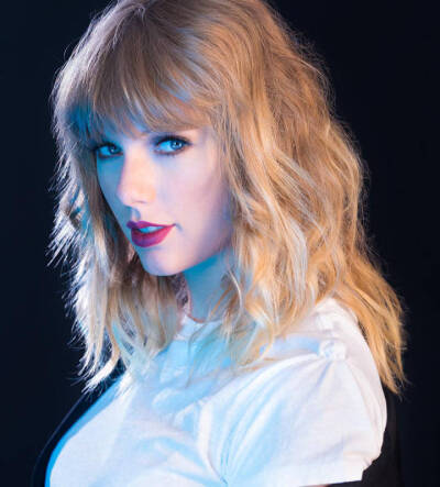 TaylorSwift