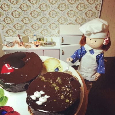 小厨师小厨娘麦德兰娃娃