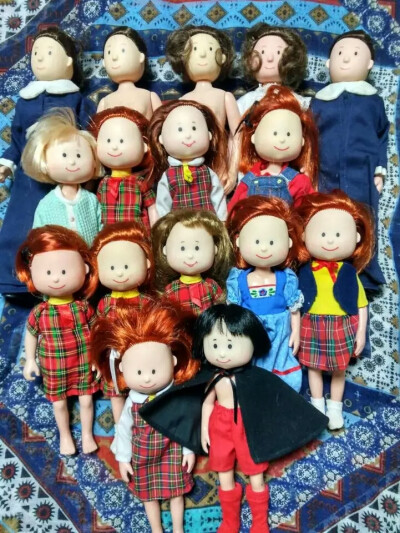 一群麦德兰娃娃