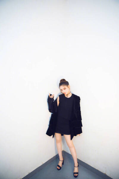 林允 TOMFORD活动