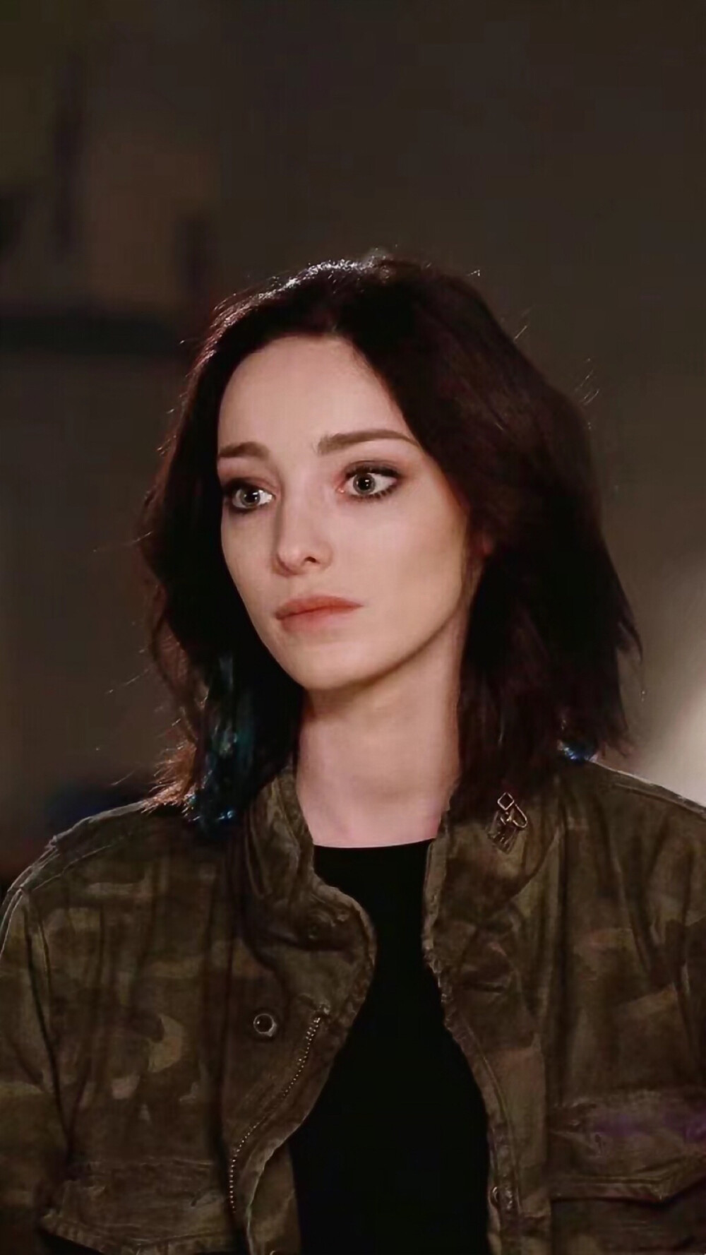 Emma Dumont