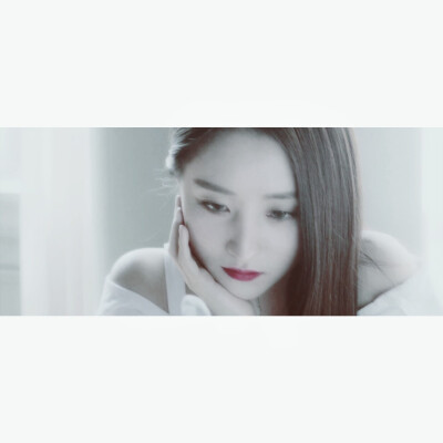  SuA///Dreamcatcher///
自制头像//Strawberry/