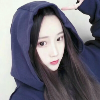 女生头像，一辈子短短几十年，我想努力抓住眼前的你