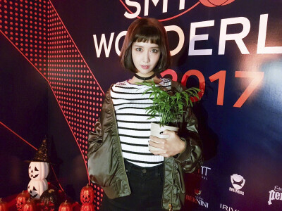 少女时代 //171107 smtown IG更新#少女时代# 允兒 SMTOWN WONDERLAND