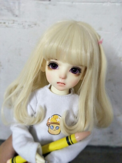 bjd ai uri
这个小可爱真的很软呢。感觉我画的委屈巴巴O_o