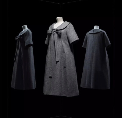 Bonne Conduite裙装
伊芙·圣洛朗（Yves Saint Laurent）设计
一九五八年春夏高级订制 “梯形”（Trapèze） 系列