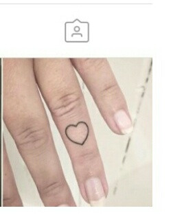 手指上的小心心(●'◡'●)ノ♡