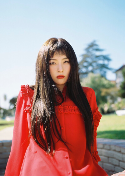 Red Velvet（红色天鹅绒）裴珠泫（Irene）姜涩琪（SeulGi）孙承欢（Wendy）朴秀荣（Joy）金艺林（Yeri）☆