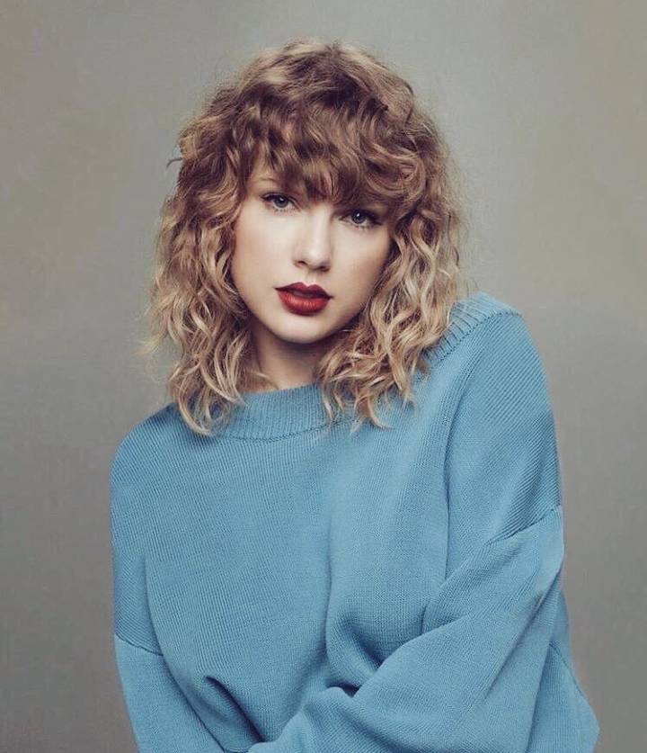 TaylorSwift