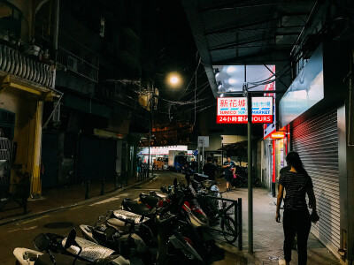 花钱约下旅玩小分队澳门行纪、
拍摄机器：SONY A7r2 X Apple iPhone7
摄影师：花栗鼠、