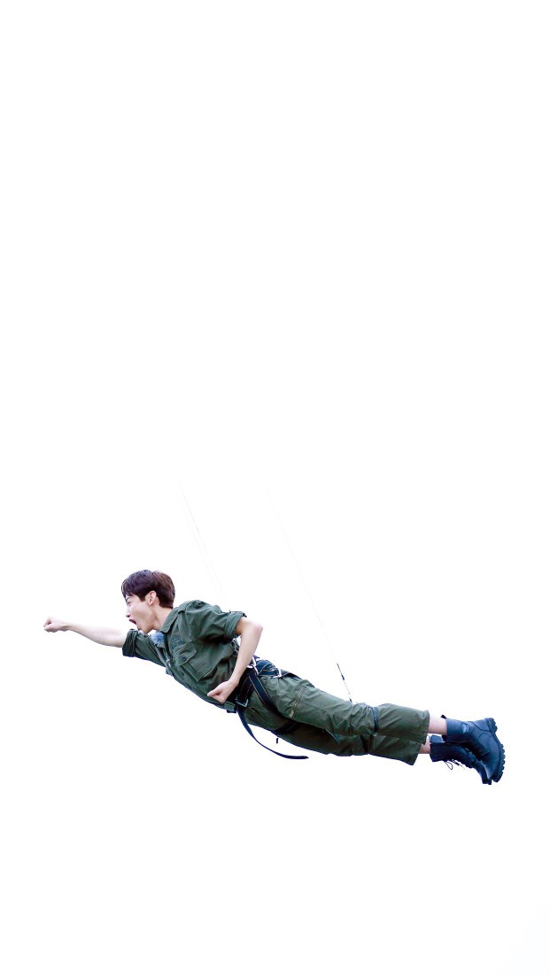 白敬亭 cr:兔牙不肥