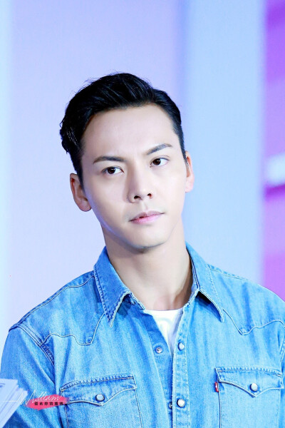 【William Chan】171108 陈伟霆喊你上课啦 CHANDO自然堂护肤代言人 二代休眠霜 960 x 1440 px (图源: 微博@爱未停-陈伟霆资源博 weibo.com/5236862922/FubS2FIIp)