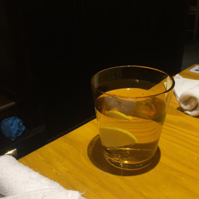 一杯 柠檬酸