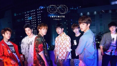 Infinite（인피니트），是Woollim Entertainment于2010年推出的男子流行演唱团体。先后由金圣圭、张东雨、南优铉（贤）、李浩沅、李成烈、金明洙、李成钟（种）七名成员组成