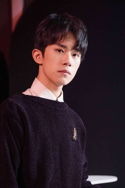 #易烊千玺 #TFBOYS 今日影评•表演者言 高清 帅气