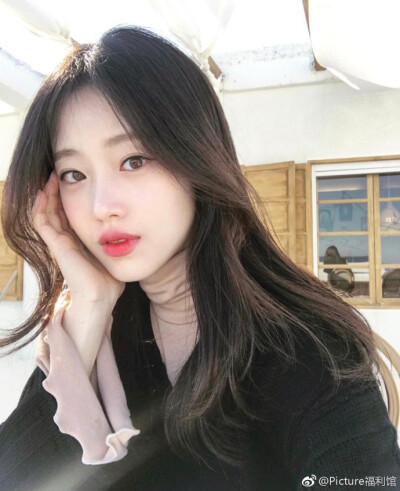 冬季适合这样干净清新的妆容 ​​​​