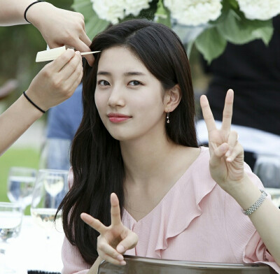 Suzy