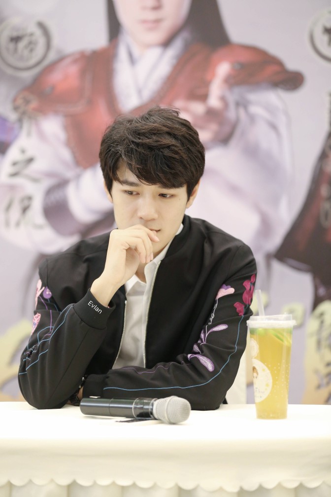 易恩赞评论更多