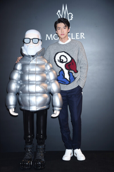 Moncler香港旗舰店开幕活动 吴世勋 EXO